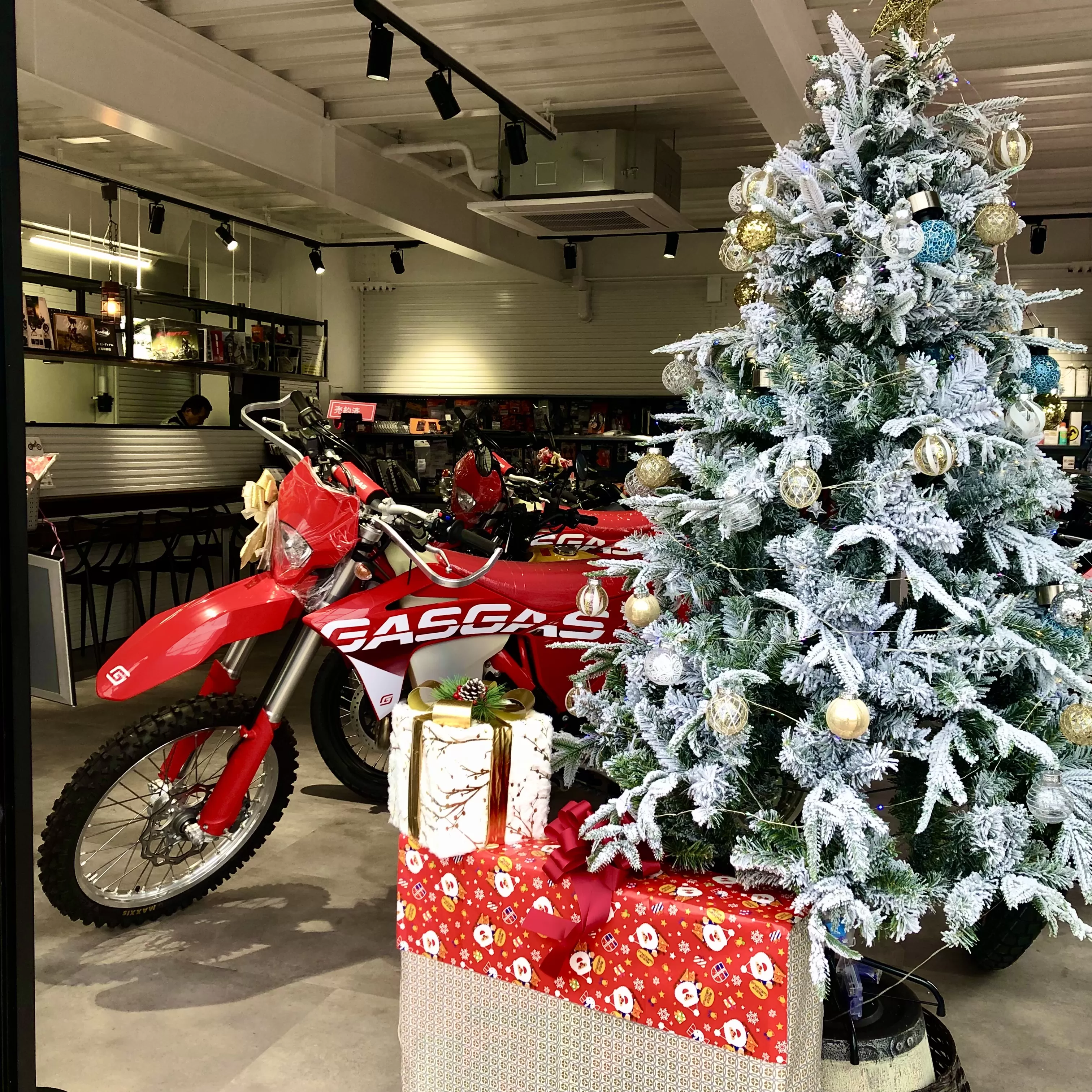 2023年最終営業日は12月25日