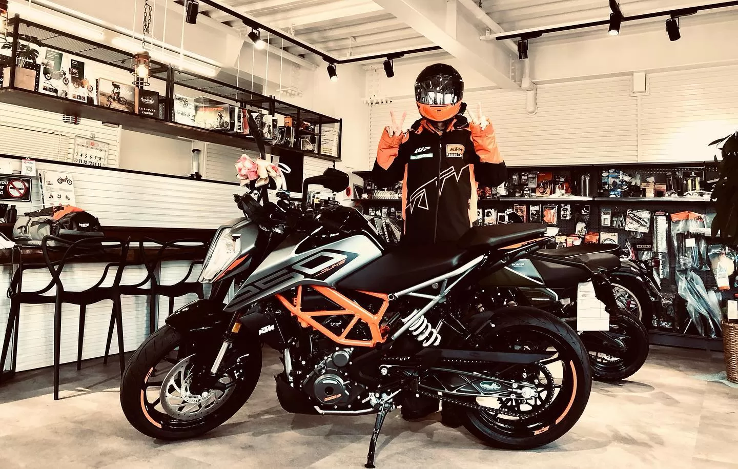 390DUKEあえての現行デザインを納車