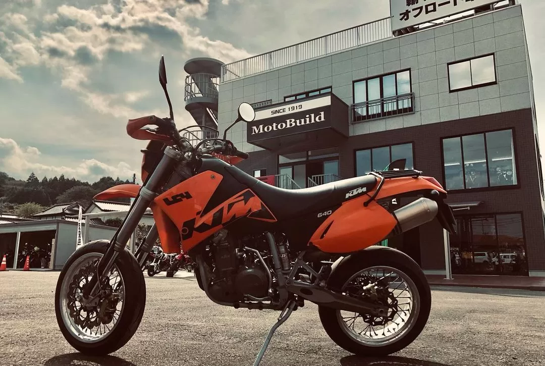 メカ日誌10月「640LC4」