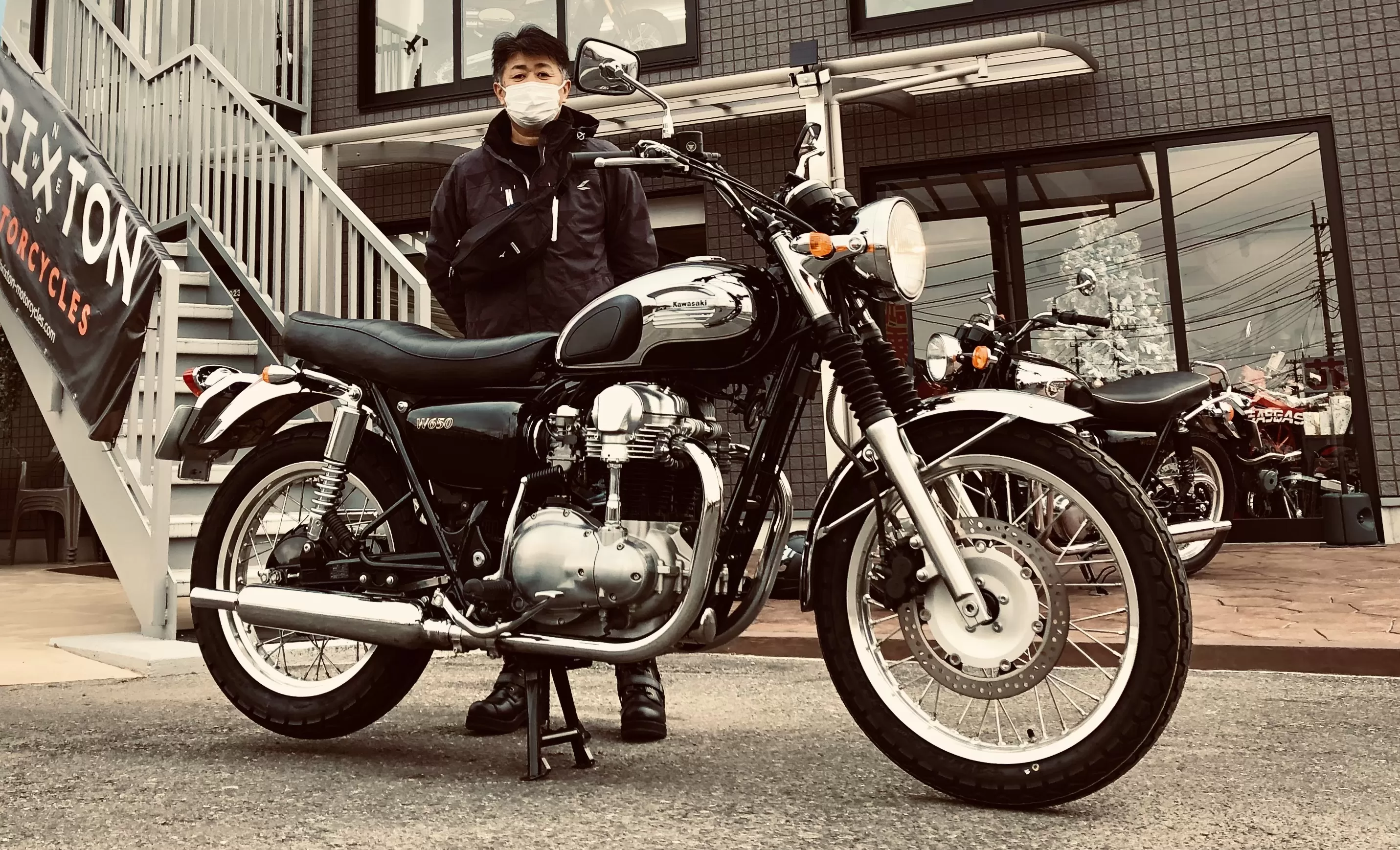 納車「W650」