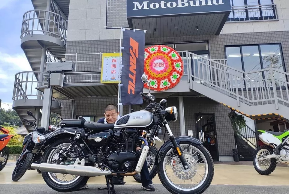 ベネリ「インペリアーレ400」納車