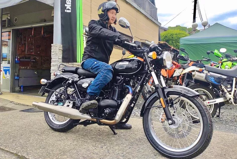 納車ベネリ「インペリアーレ」