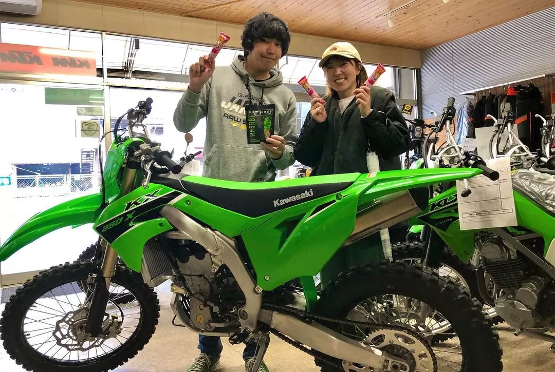 納車カワサキ「KX250X」