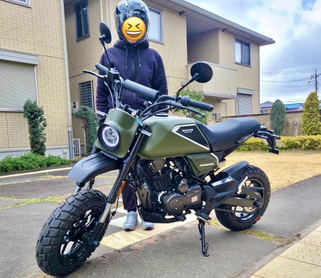 納車　ブリクストンの#クロスファイヤー125 xs