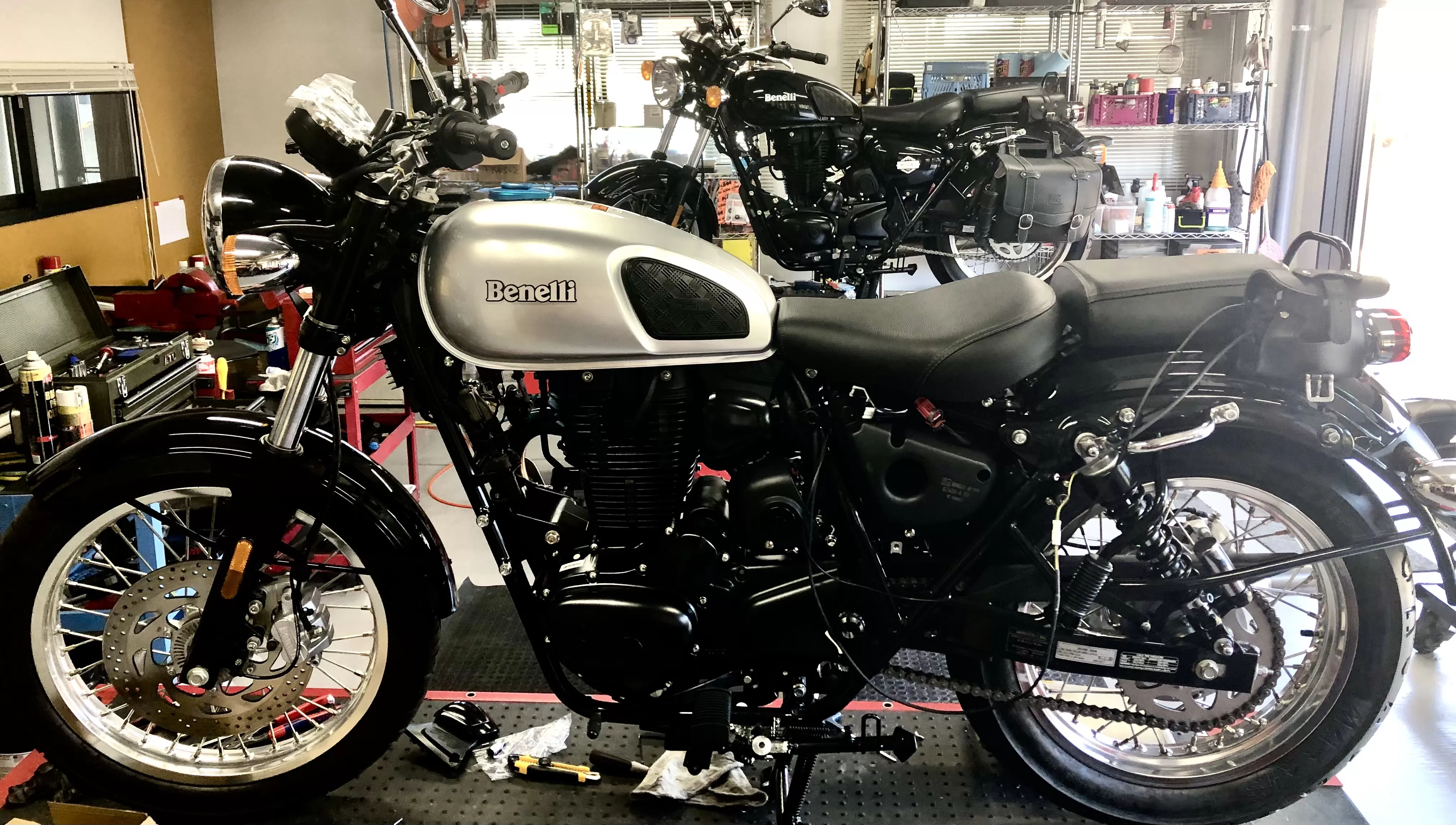 納車整備　インペリアーレ400