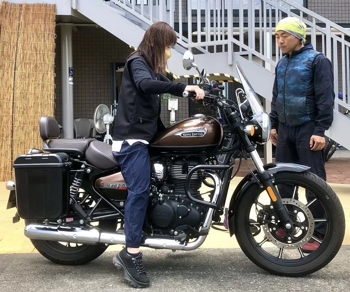 #ロイヤルエンフィールド  メテオ350