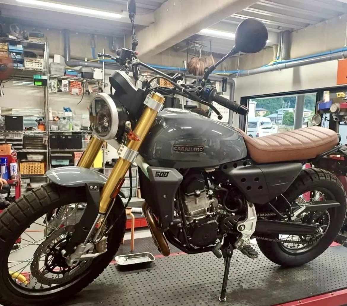 車検#fantic  キャバレロラリー500